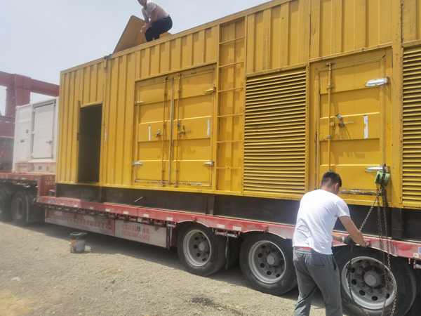 双峰除了负载情况和发动机维护,还有哪些因素会影响 200kw 柴油发电机的油耗?