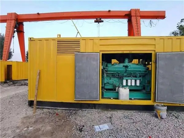 双峰冬季低温环境下,500KW发电机组应该选择什么类型的启动电瓶?