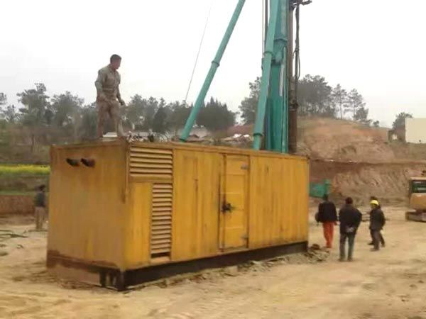 双峰如何判断水冷式机油散热器密封件是否需要更换?